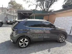 Volkswagen T-Cross 2022 Gray