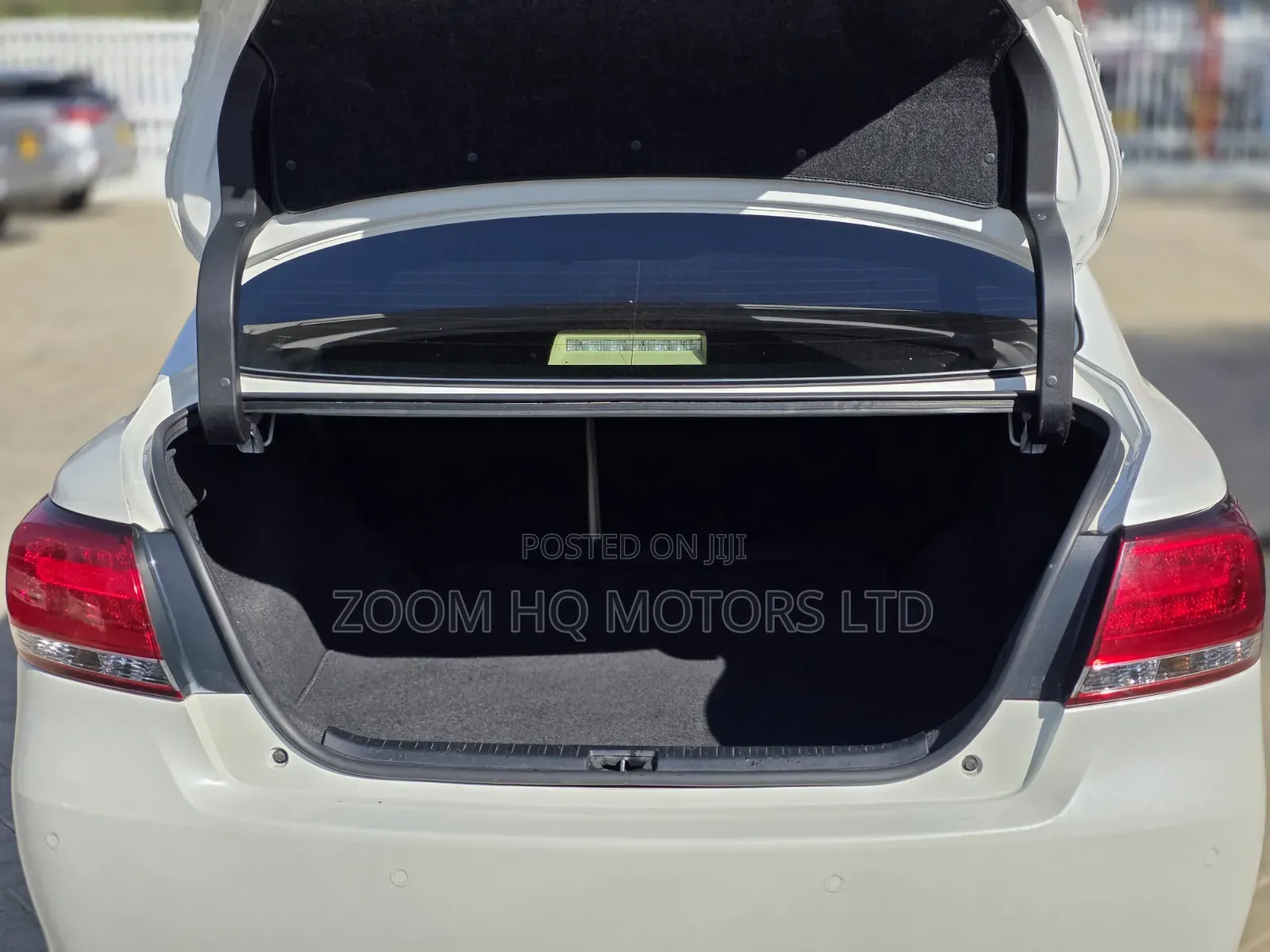 Toyota Premio 2018 White