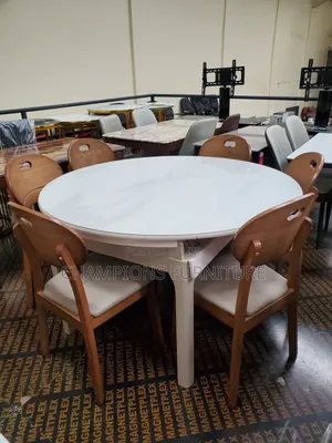 Modern Retractable 6-Seater Dining Table Set