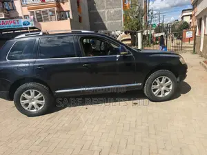 Volkswagen Toureg