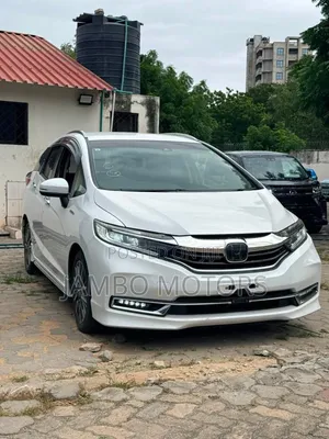Honda Shuttle 1.5 Hybrid 2WD 2021
