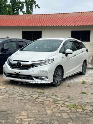 Honda Shuttle 1.5 Hybrid 2WD 2021