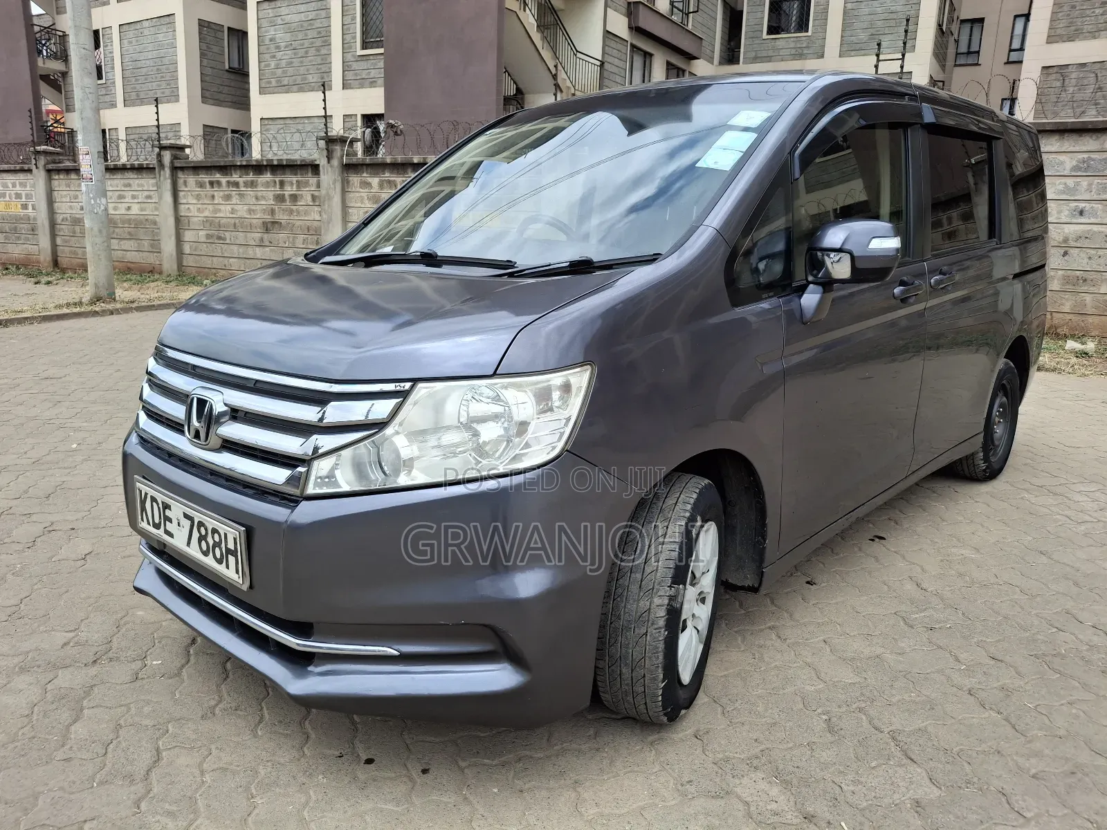 Honda Stepwgn 2014 Gray