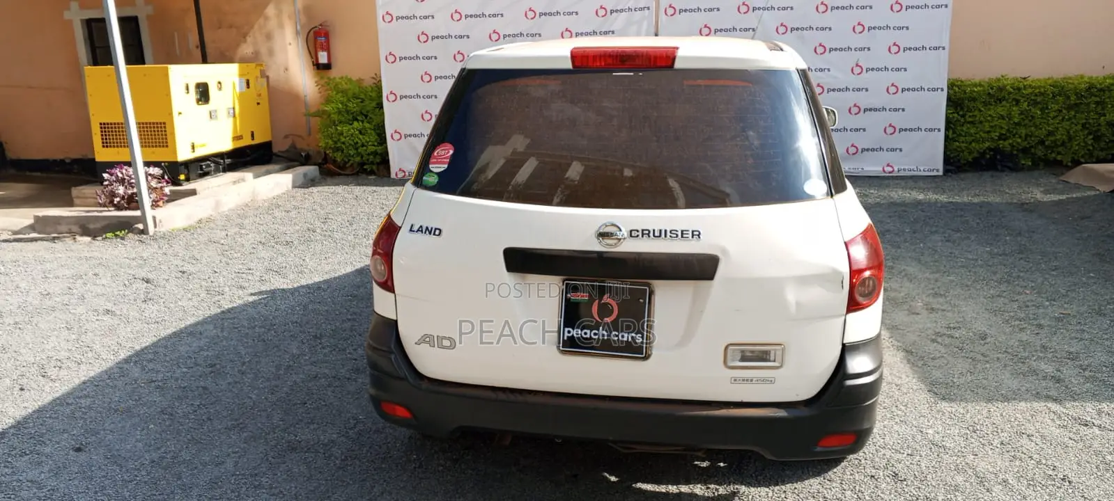 Nissan Advan 2015 White