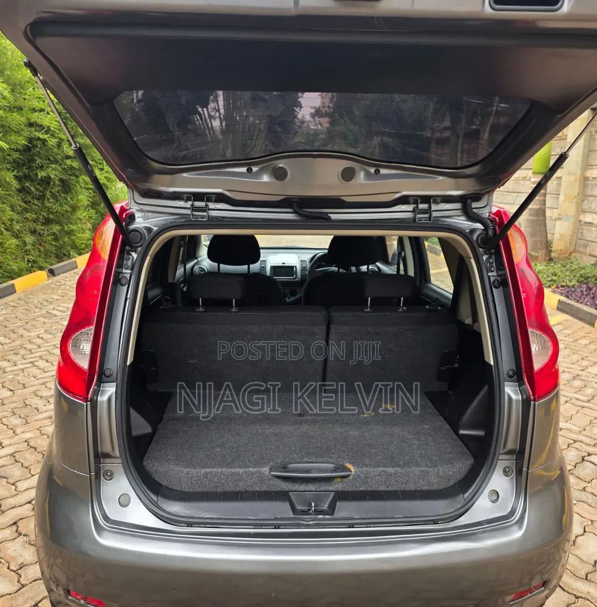 Nissan Note 2010 Gray