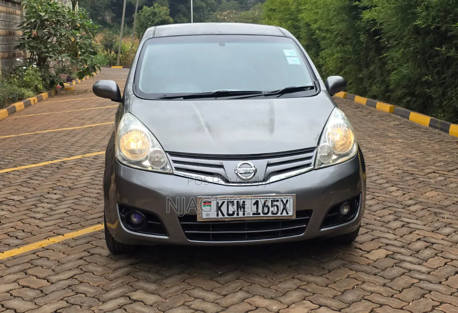 Nissan Note 2010 Gray