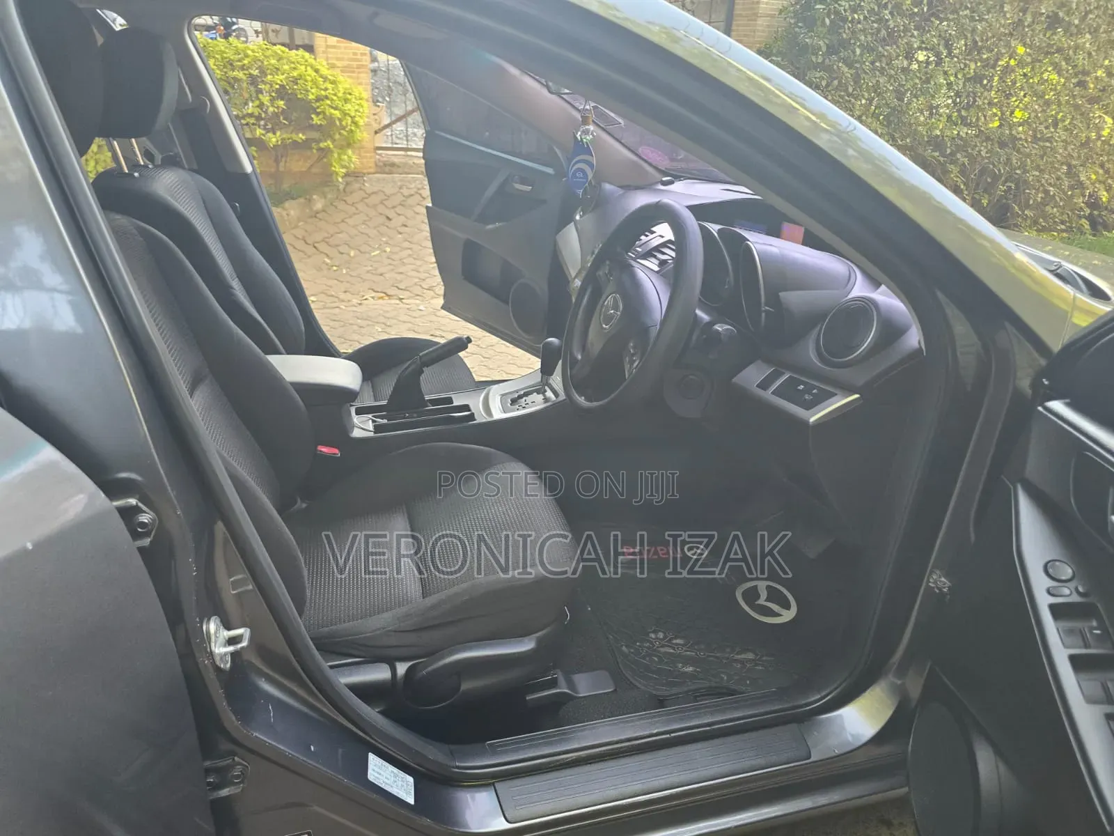 Mazda Axela 2012 Gray