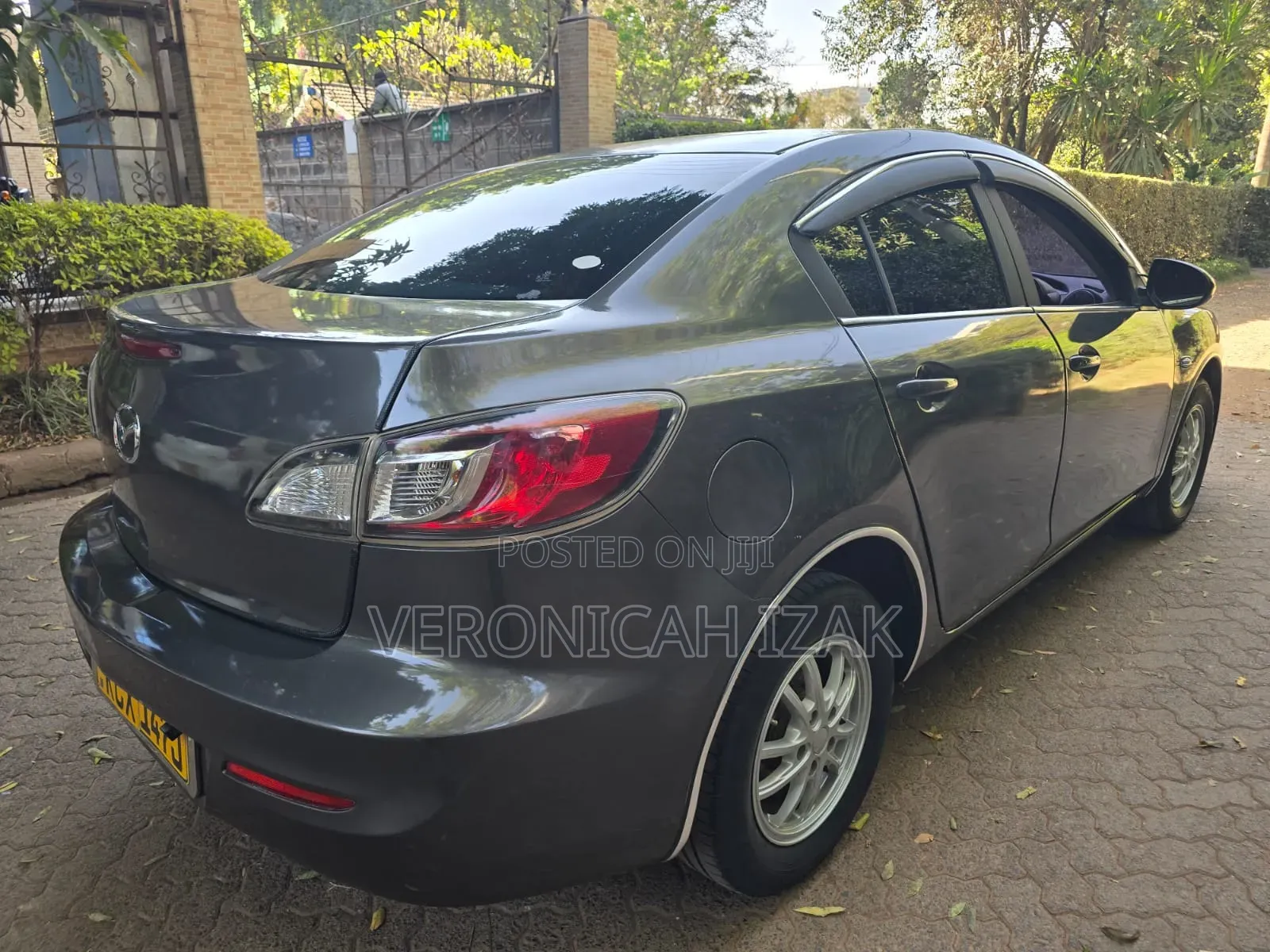 Mazda Axela 2012 Gray