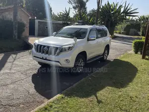 Toyota Land Cruiser Prado 2.7 2017 White