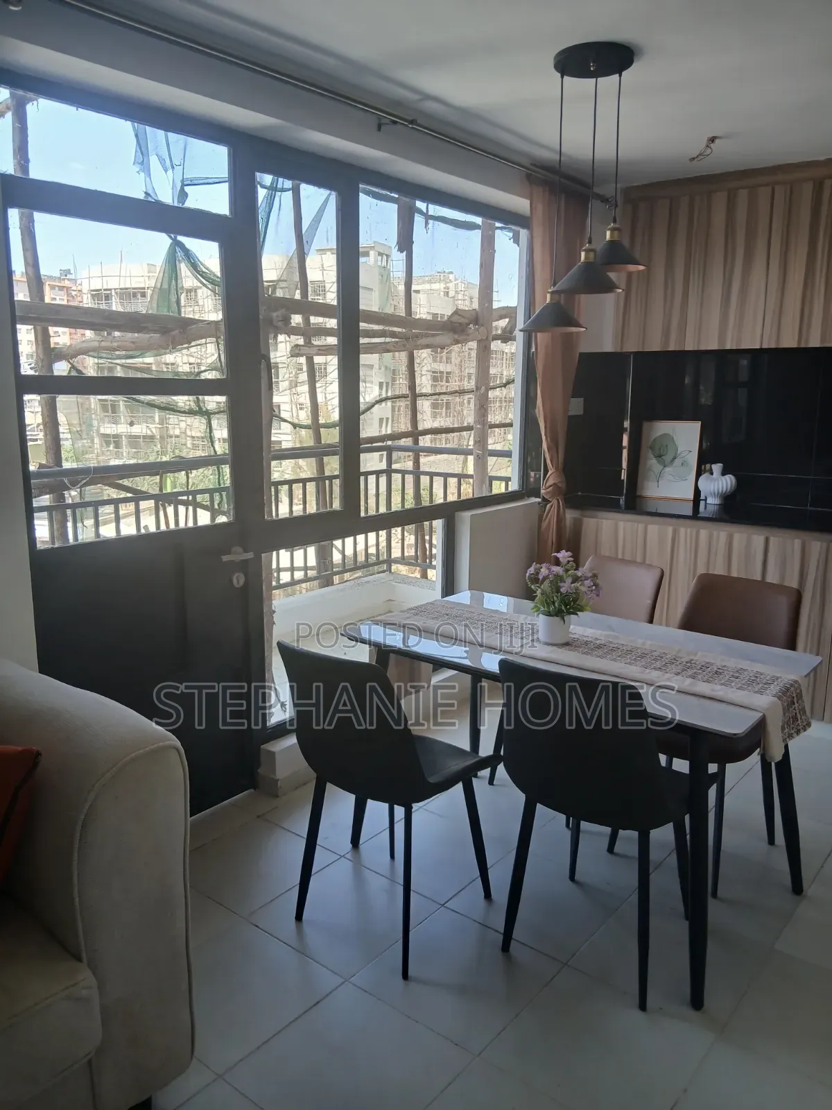 1bdrm Duplex in Thome for sale