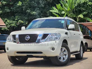 Nissan Patrol 2017 White