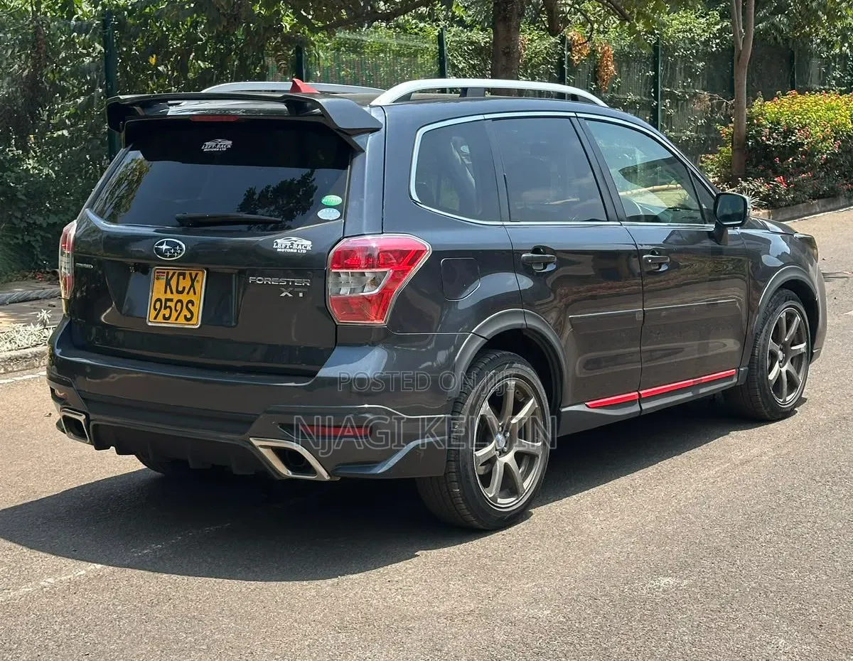 Subaru Forester 2012 Gray