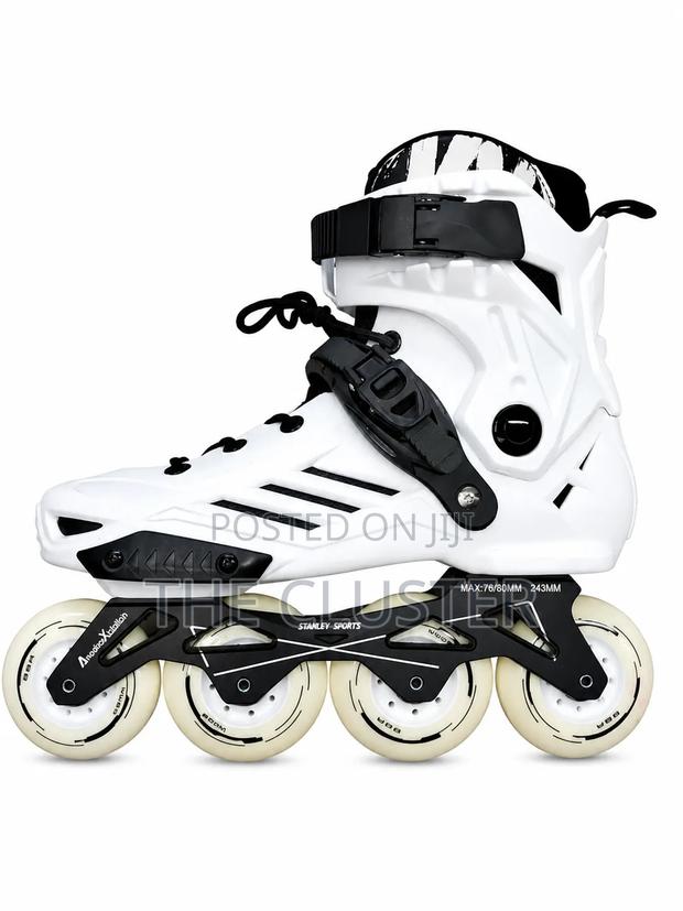 Professional Skate Shoes Sizes;42,43,44