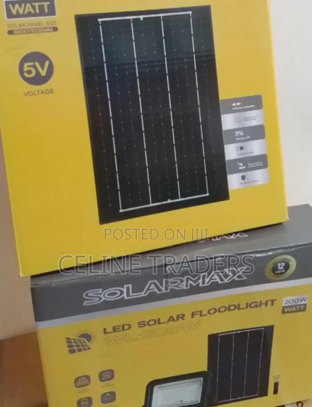 Solarmax 200W Led Solar Floodlight - thumbnail 2