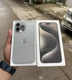 New Apple iPhone 15 Pro Max 256 GB Silver