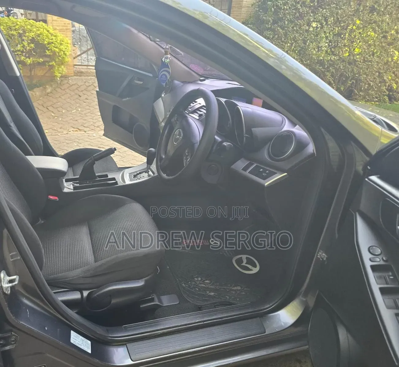 Mazda Axela 2012 Gray