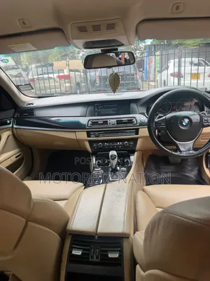 BMW 528i 2012 Gray