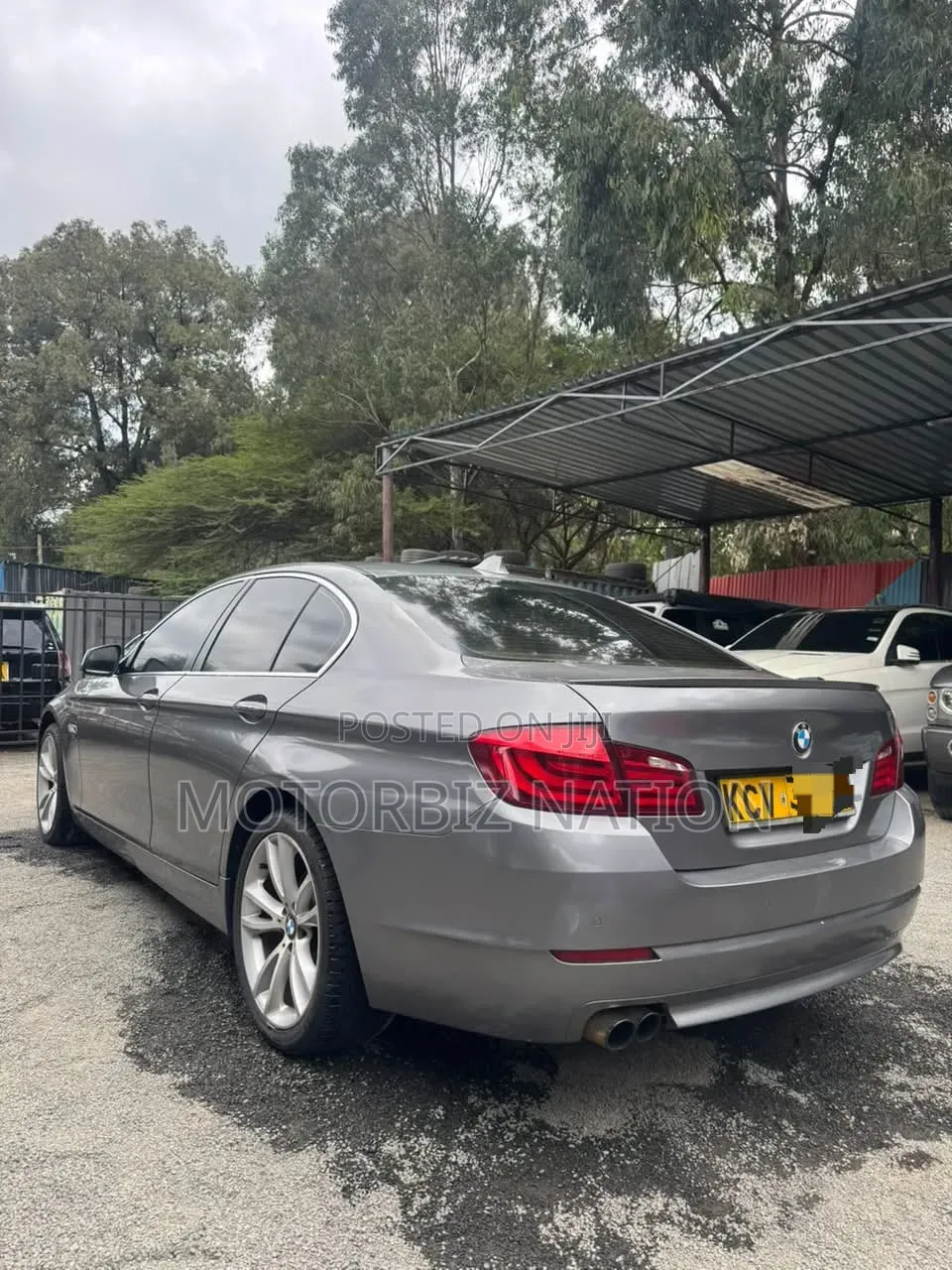 BMW 528i 2012 Gray
