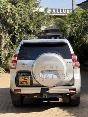Toyota Land Cruiser Prado 3.0 TD 2012 Silver