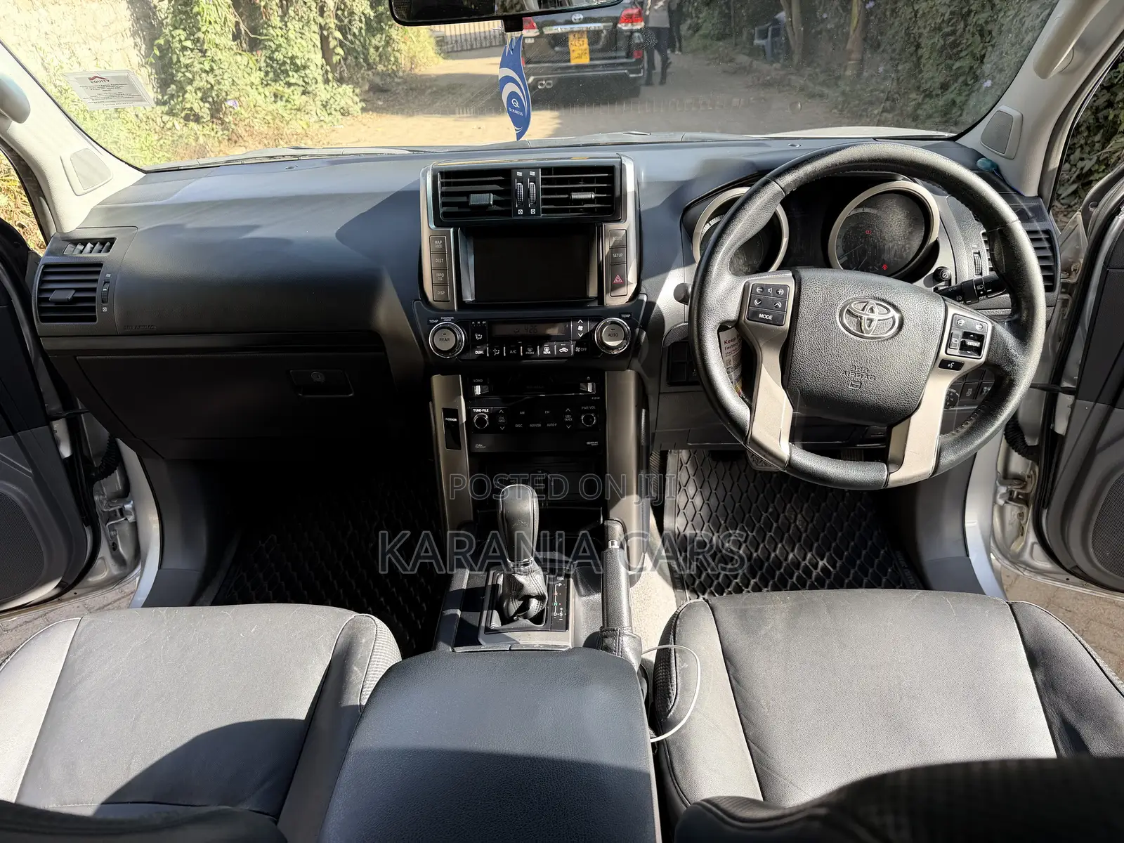 Toyota Land Cruiser Prado 3.0 TD 2012 Silver