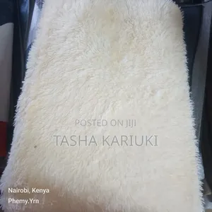 Beautiful Fluffy Carpet – Perfect for Any Room