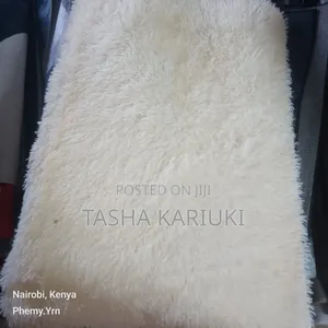 Beautiful Fluffy Carpet – Perfect for Any Room
