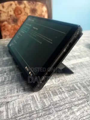 Nintendo Switch OLED + Mario Kart 8 + 256GB SD Card