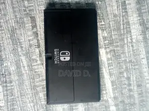 Nintendo Switch OLED + Mario Kart 8 + 256GB SD Card