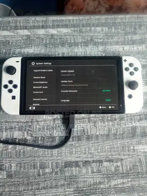 Nintendo Switch OLED + Mario Kart 8 + 256GB SD Card