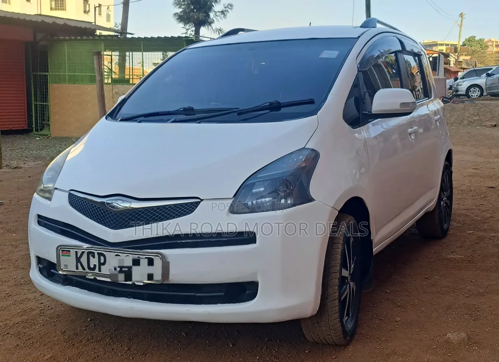 Toyota Ractis 2010 White