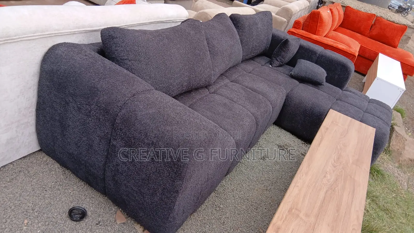 6-Seater Black Bubble Sofa