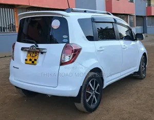 Toyota Ractis 2010 White
