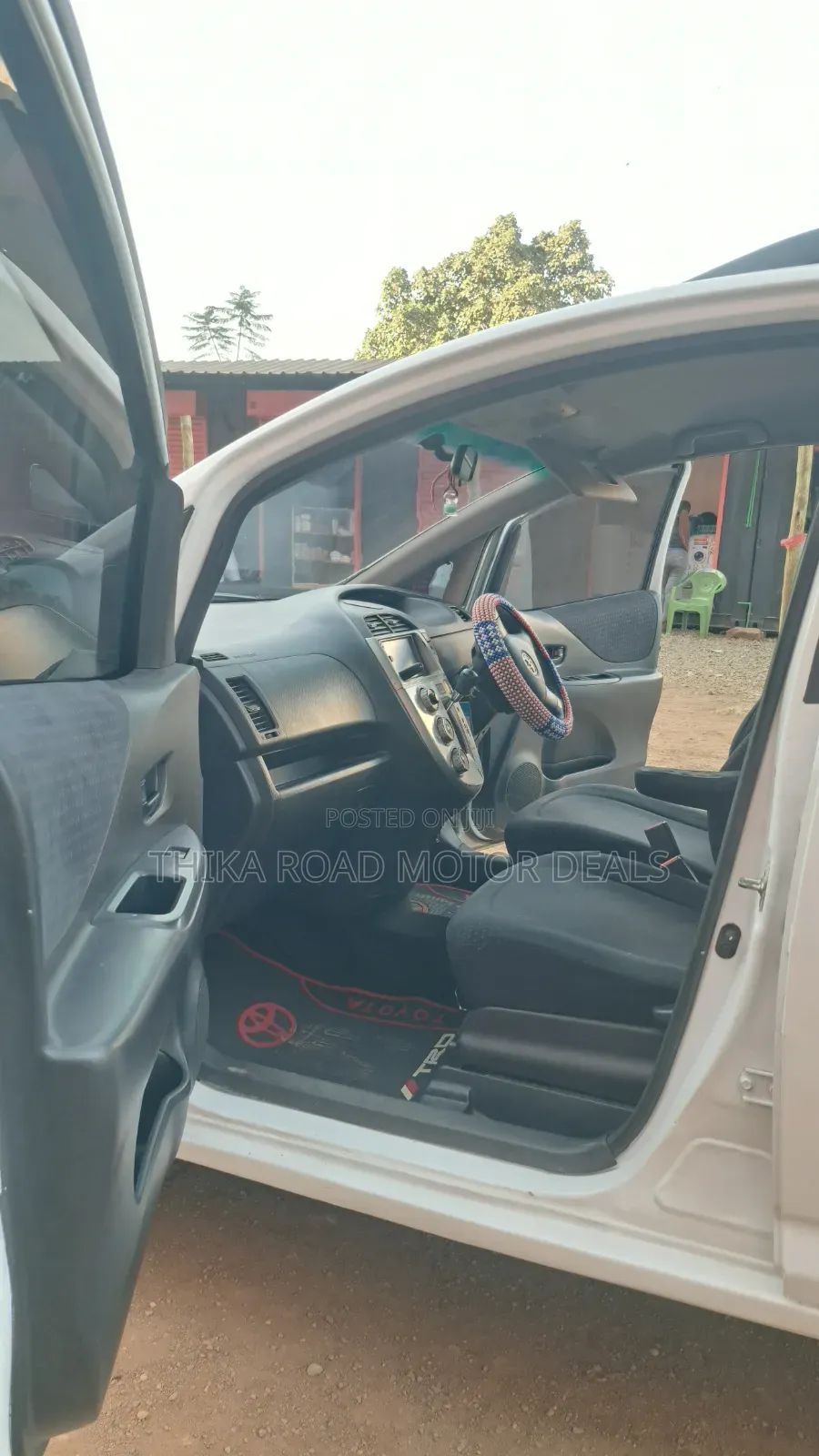 Toyota Ractis 2010 White