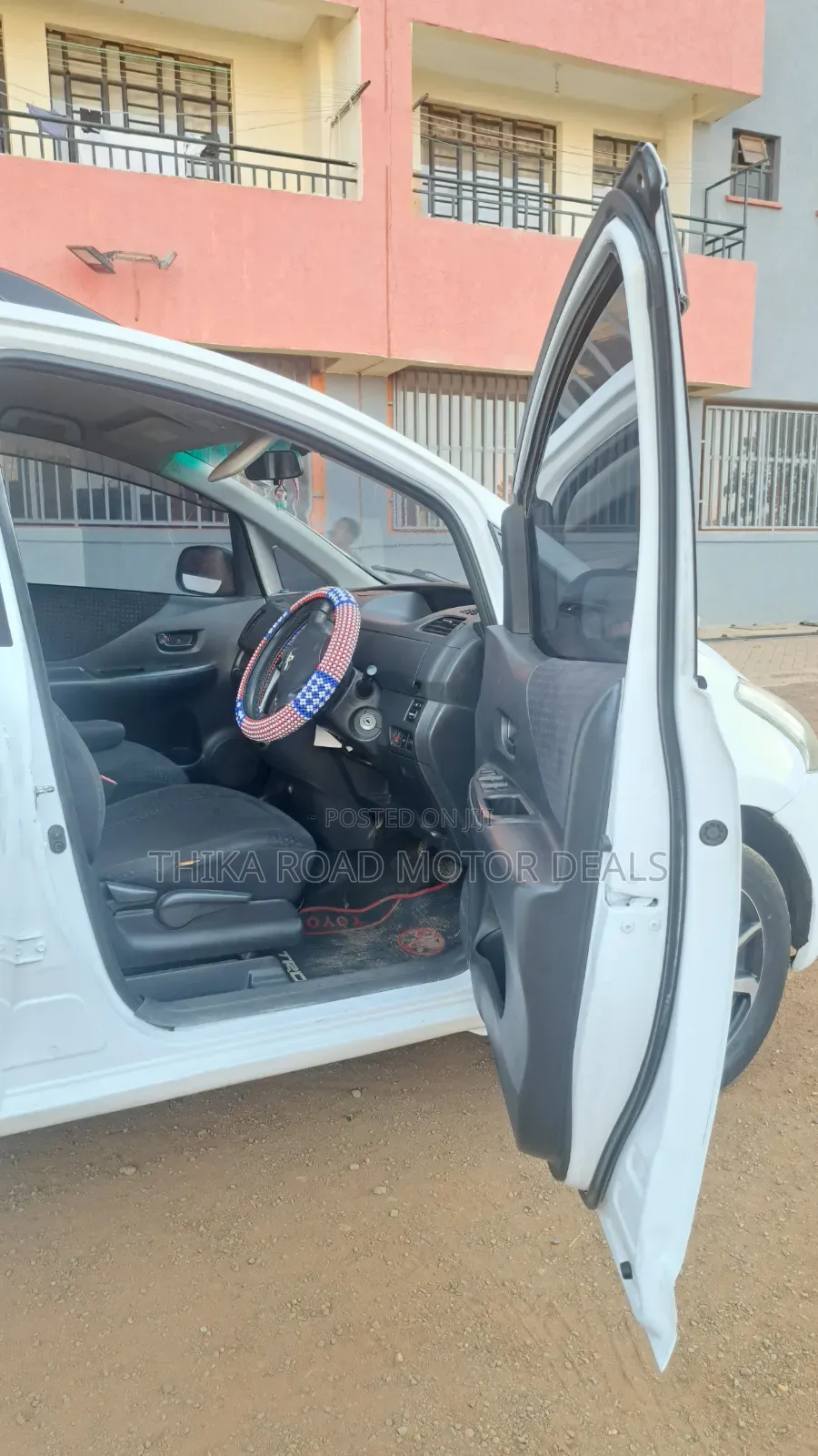 Toyota Ractis 2010 White
