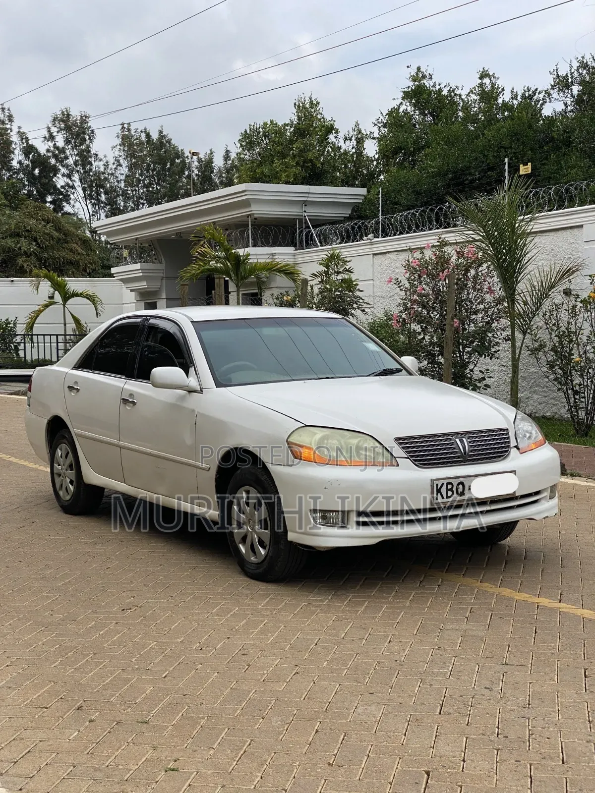 Toyota Mark II 2000 White