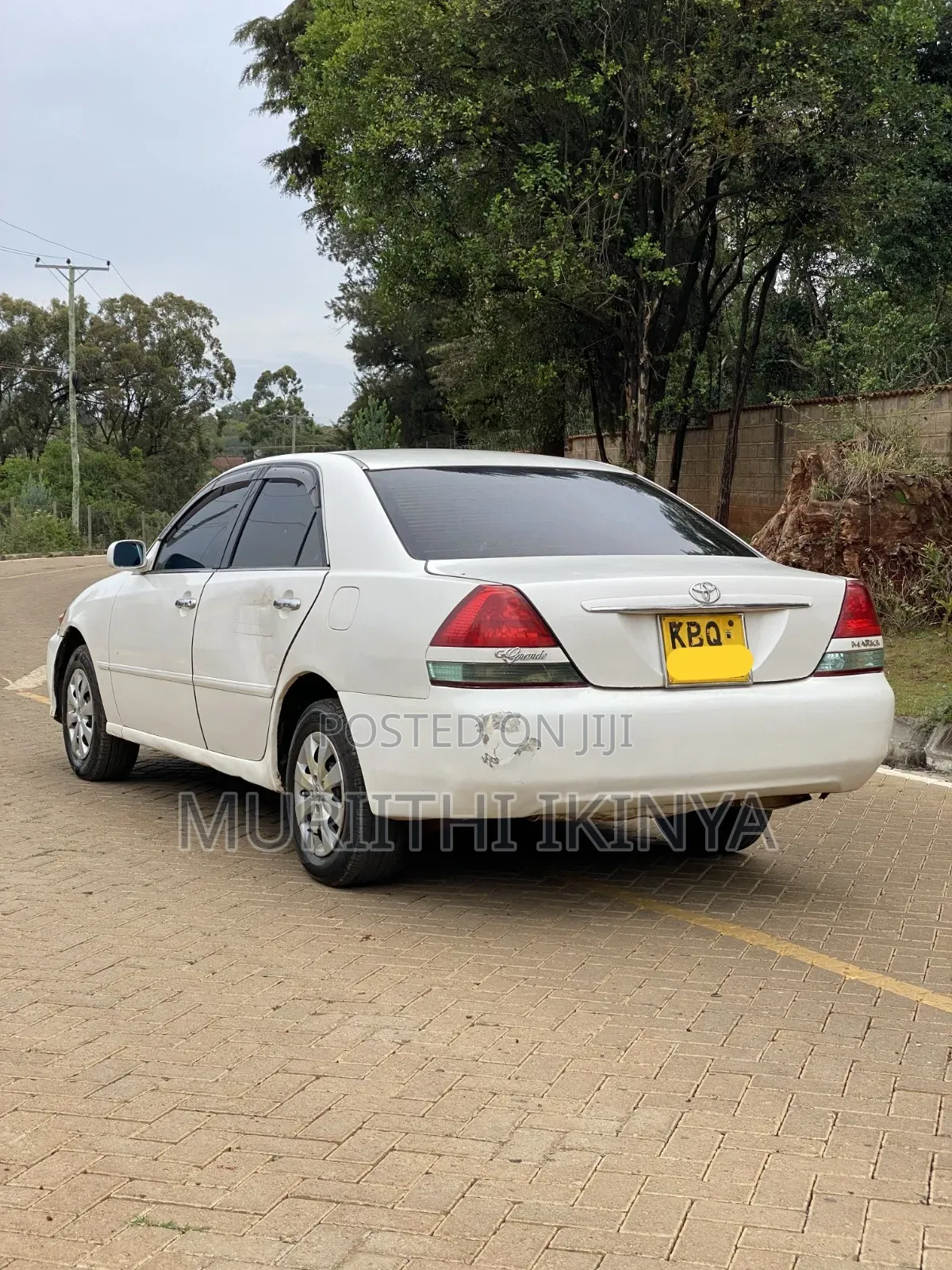 Toyota Mark II 2000 White