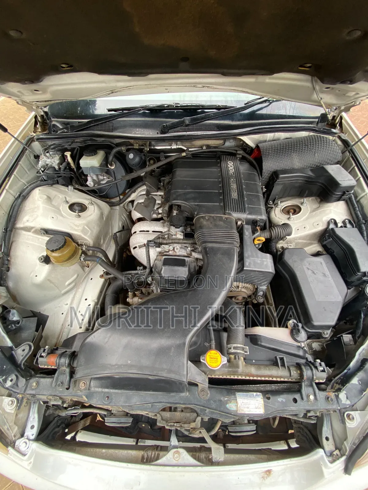 Toyota Mark II 2000 White