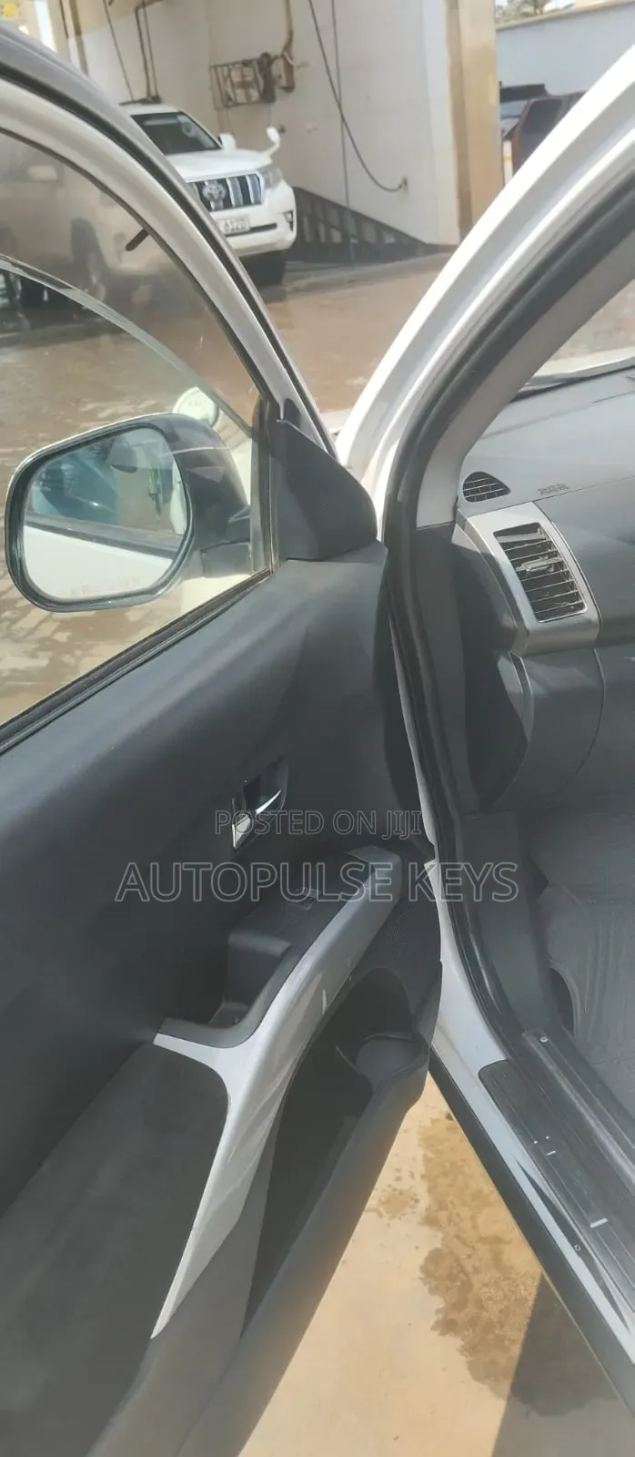 Mitsubishi Outlander 2007 White