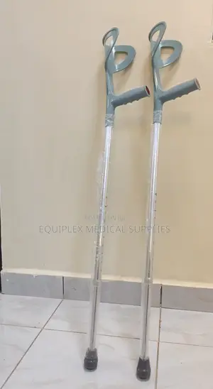Heavy Duty Open Cuff Crutches (Non Slip Rubber)