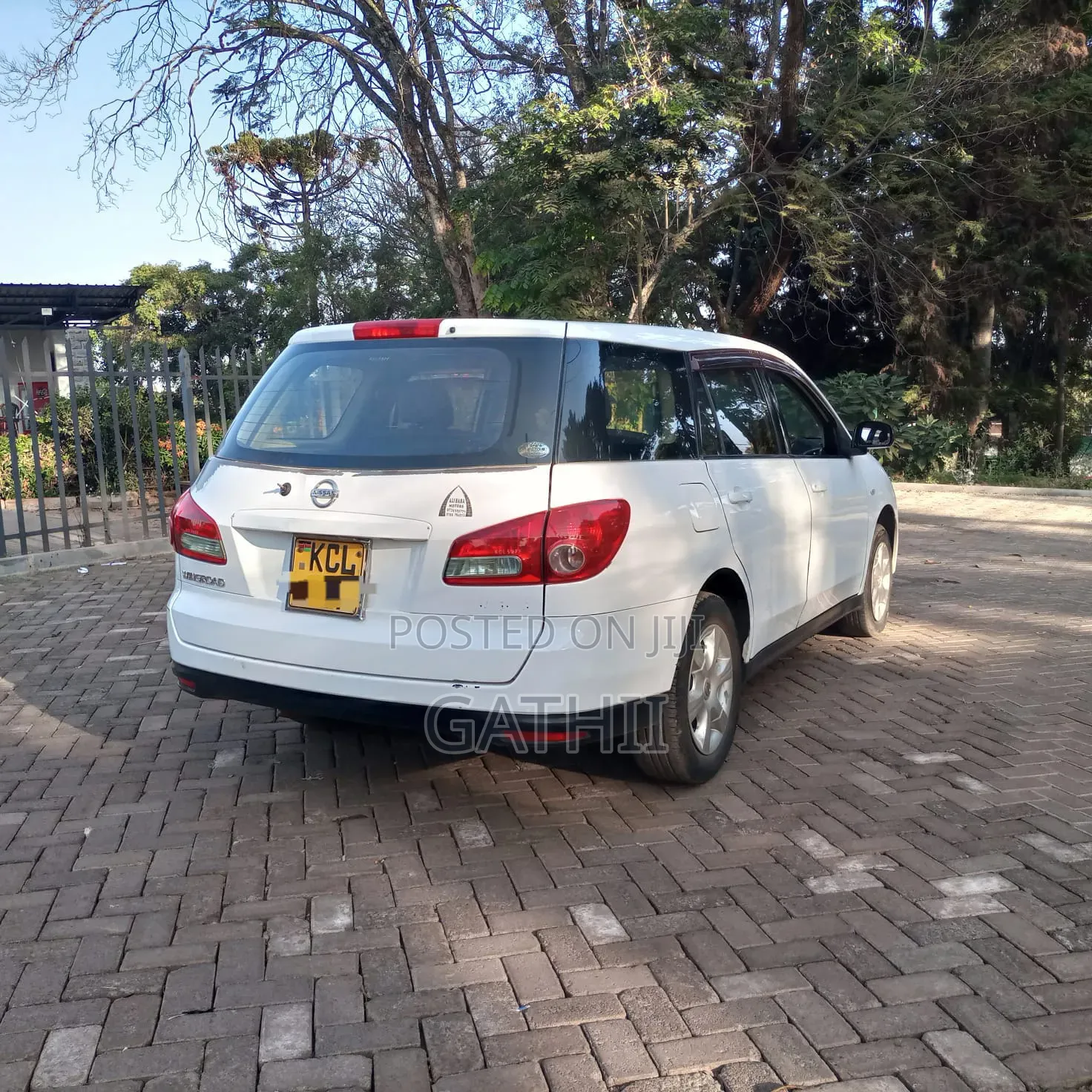 Nissan Wingroad 2012 White