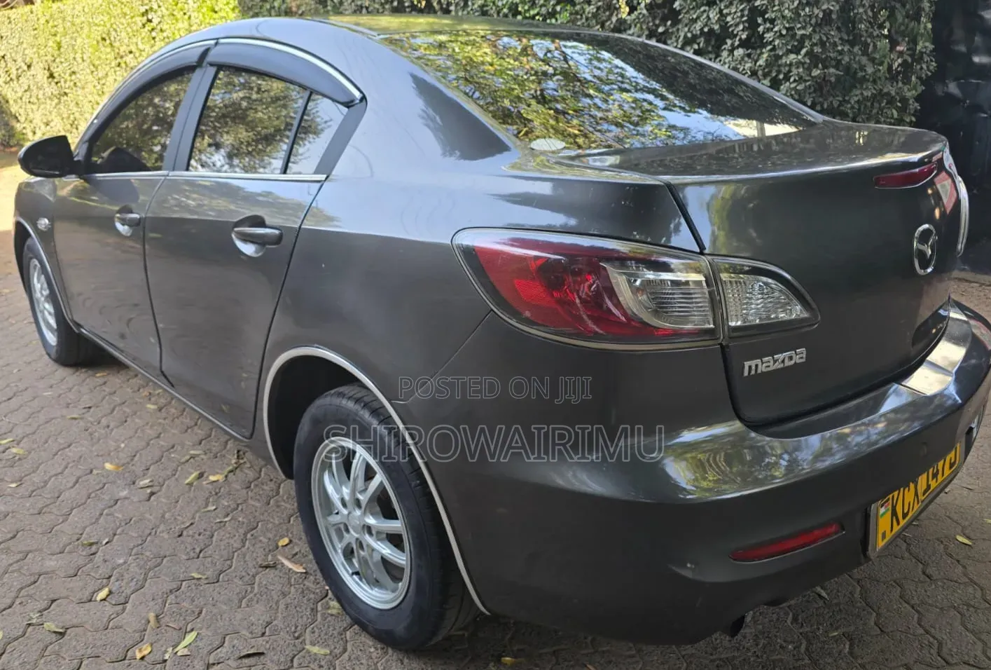 Mazda Axela 2012 Brown