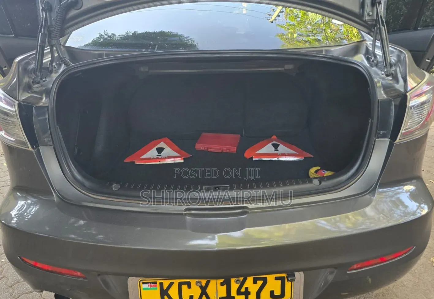 Mazda Axela 2012 Brown
