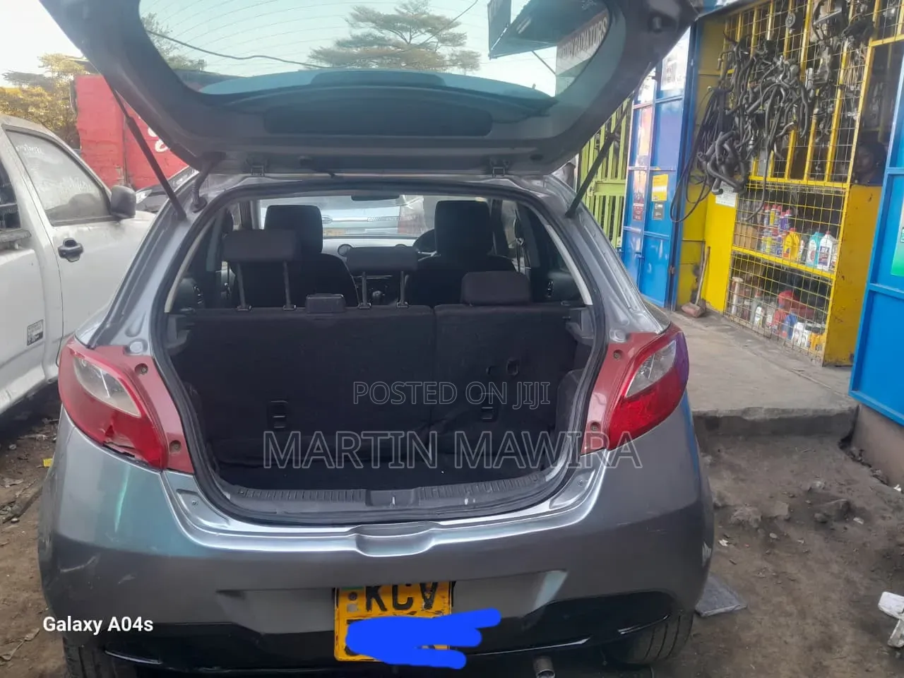 Mazda Demio 2012 Silver