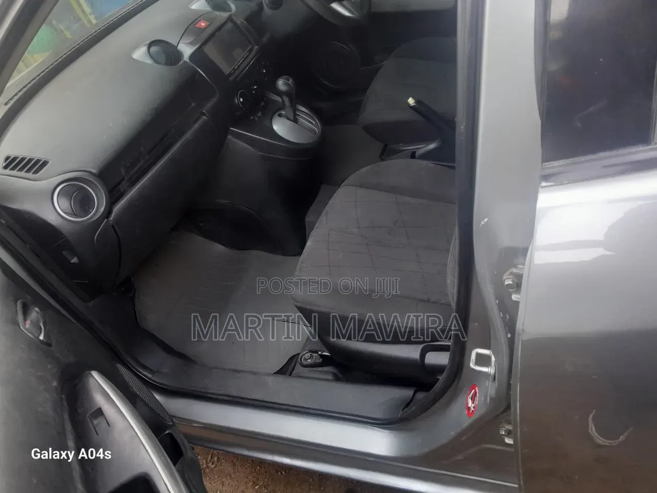 Mazda Demio 2012 Silver