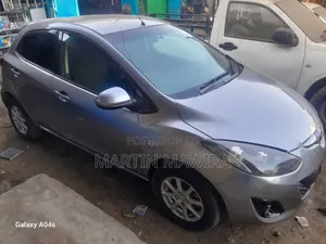 Mazda Demio 2012 Silver