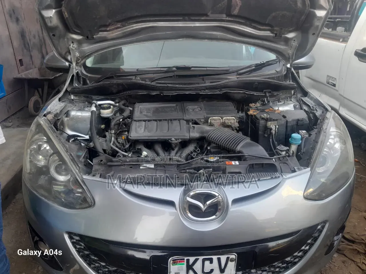 Mazda Demio 2012 Silver