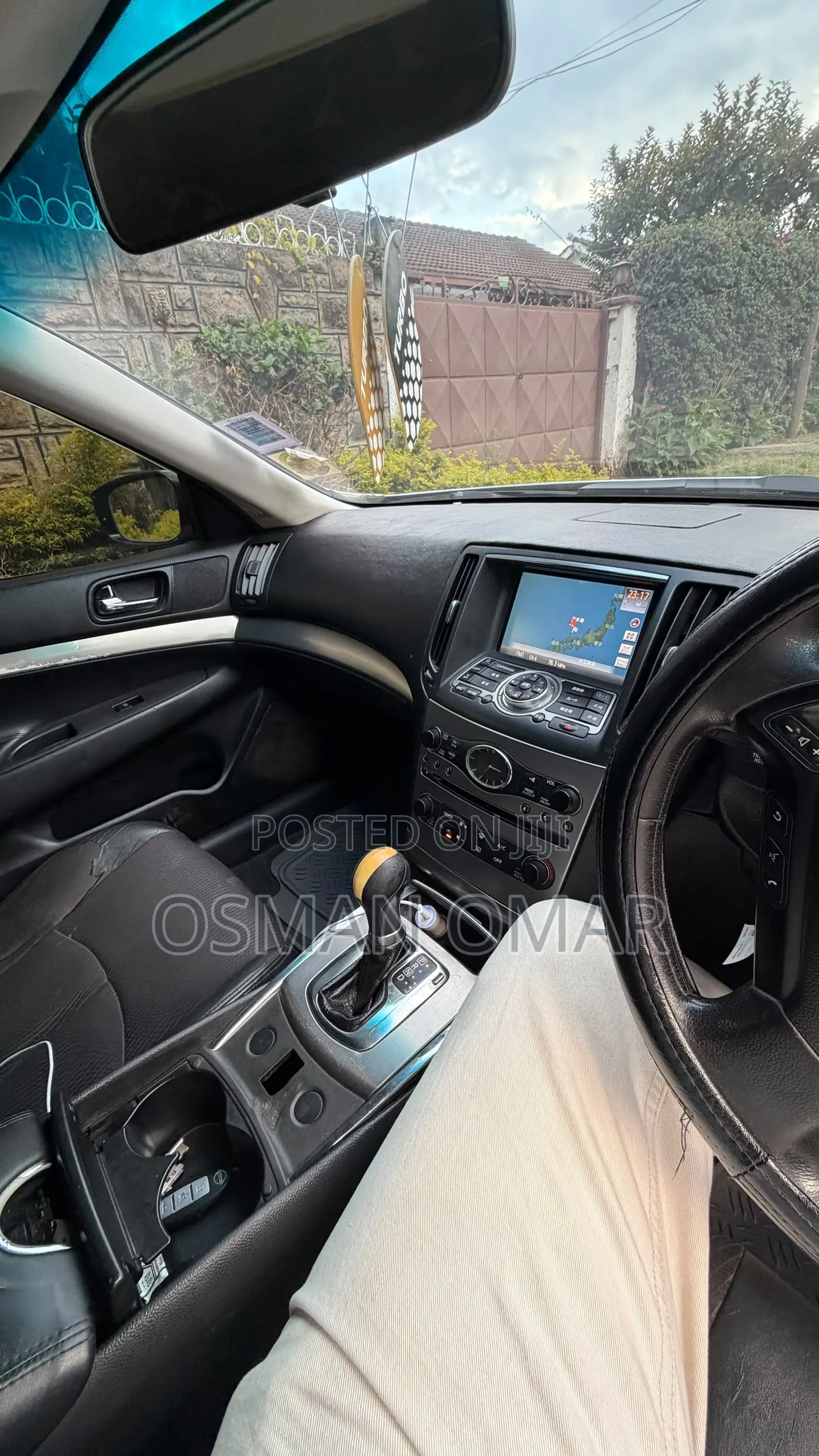 Nissan Skyline 2010 Gray
