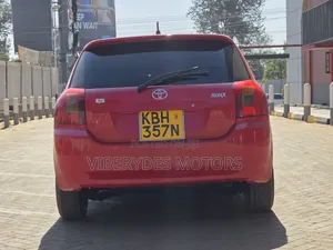 Toyota Corolla RunX 2003 Red