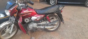 TVS HLX Plus ES 2020 Red