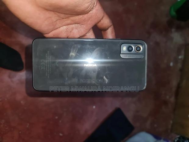 Nokia C32 128 GB Gray - thumbnail 2